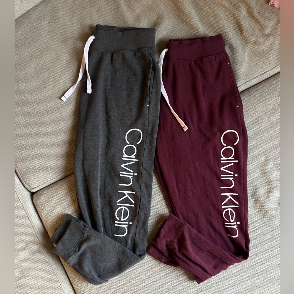Calvin Klein Gray and Red Sweatpants set, Sz Small